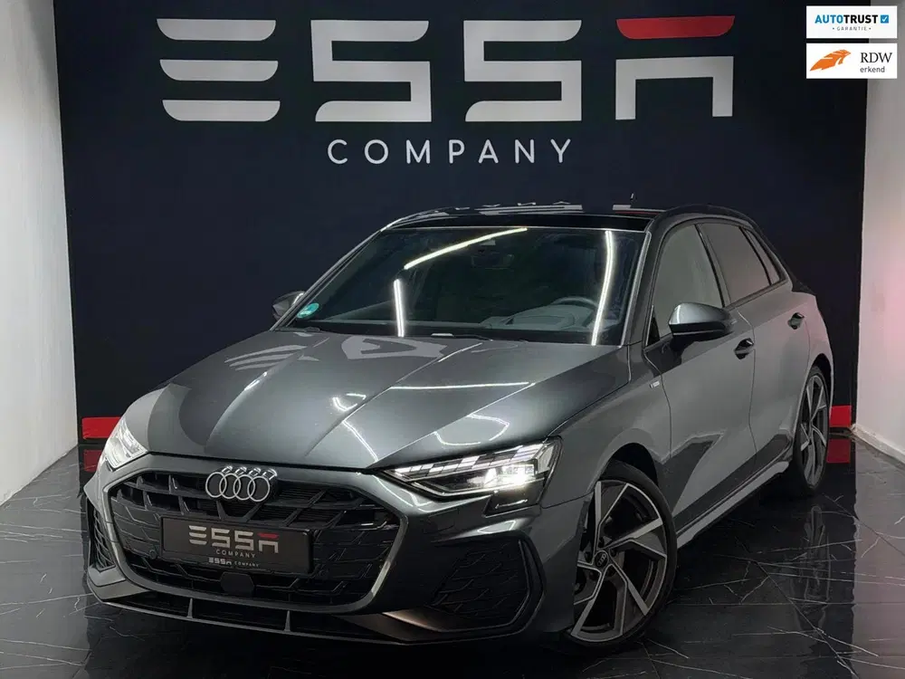 Audi A3 35 TFSI S-Line HuD uit 2025