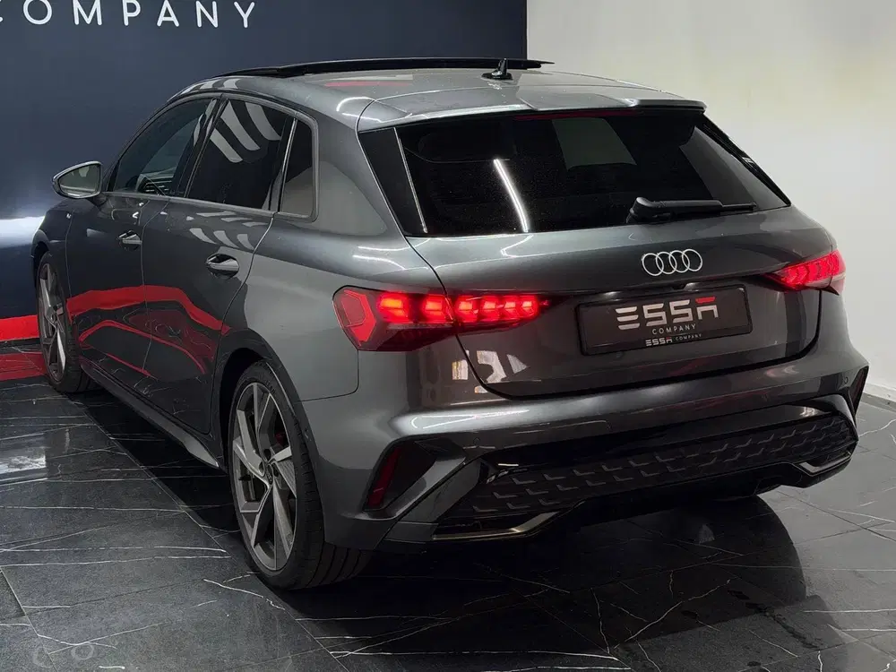 Audi A3 35 TFSI S-Line HuD uit 2025, foto 4