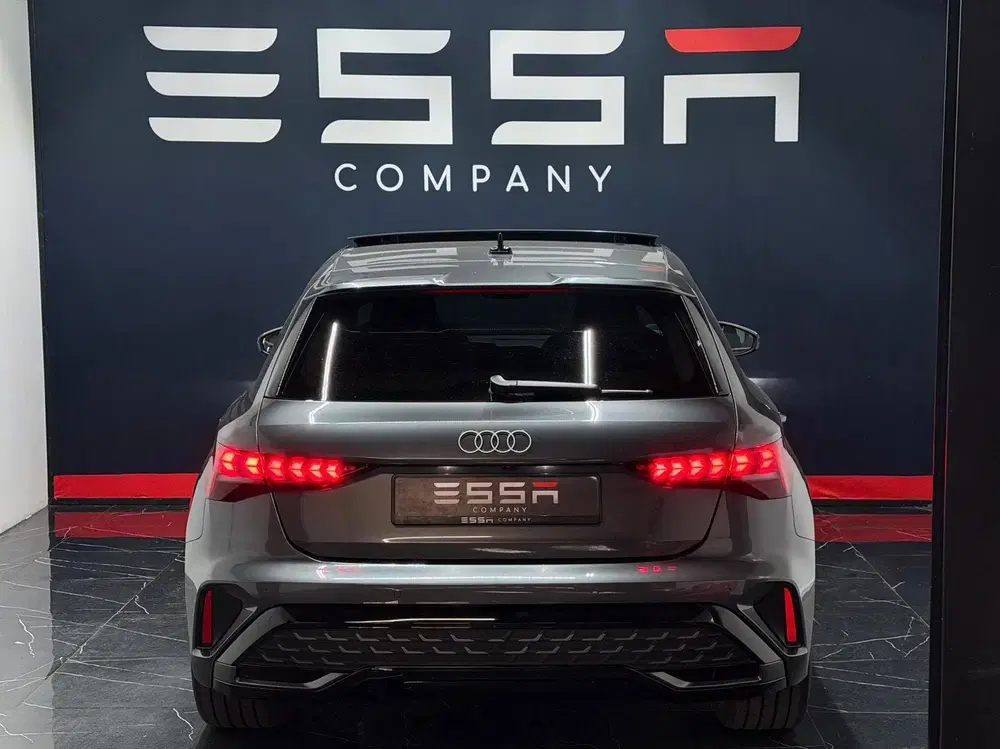 Audi A3 35 TFSI S-Line HuD uit 2025, foto 6
