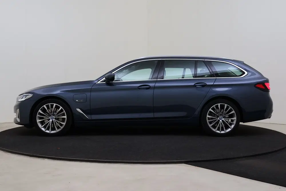 BMW 5-serie 530e High Executive Luxury Line Automaat uit 2023, foto 14