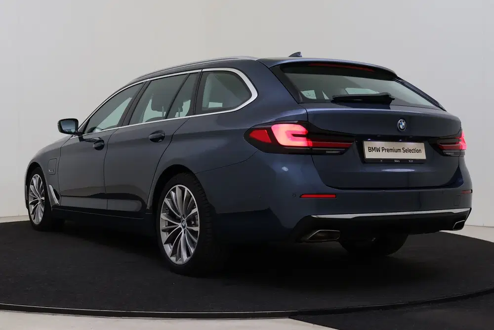 BMW 5-serie 530e High Executive Luxury Line Automaat uit 2023, foto 15