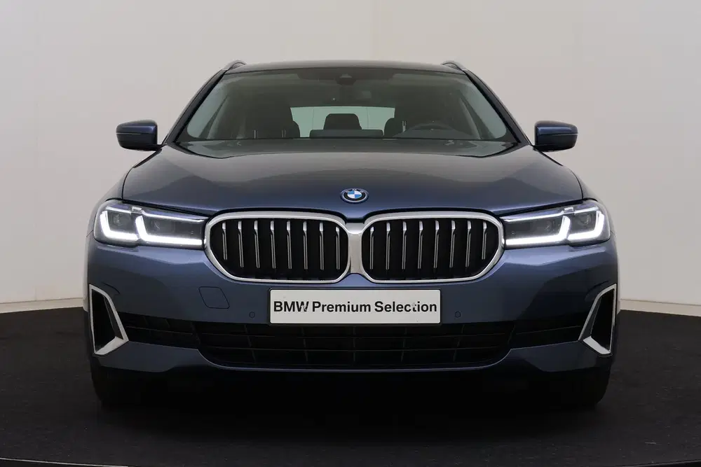 BMW 5-serie 530e High Executive Luxury Line Automaat uit 2023, foto 4