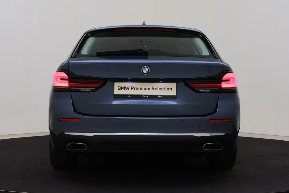 BMW 5-serie 530e High Executive Luxury Line Automaat uit 2023, foto 5