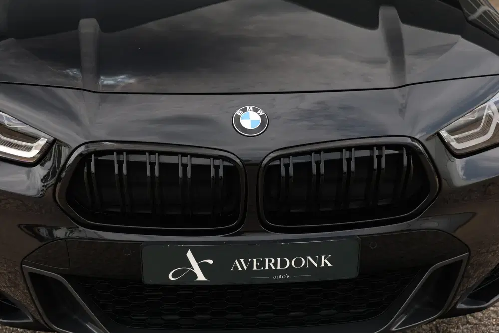 BMW X2 xDrive25e M-Sport Black Edition Pano uit 2021, foto 9