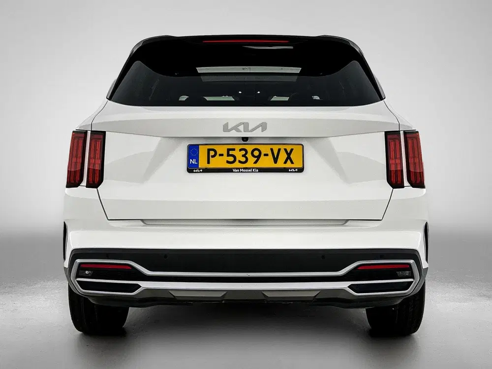 Kia Sorento 1.6 T-GDI Plug-in Hybrid 4WD ExecutiveLine uit 2022, foto 3