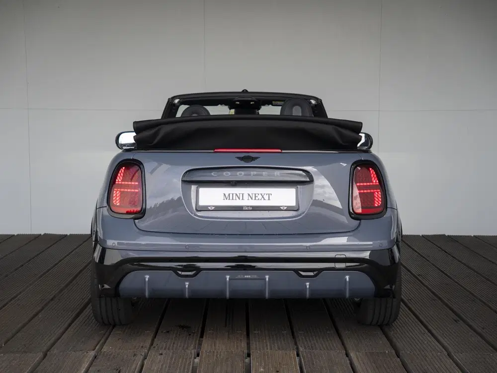 Mini Cabrio Cooper C John Cooper Works uit 2026, foto 10