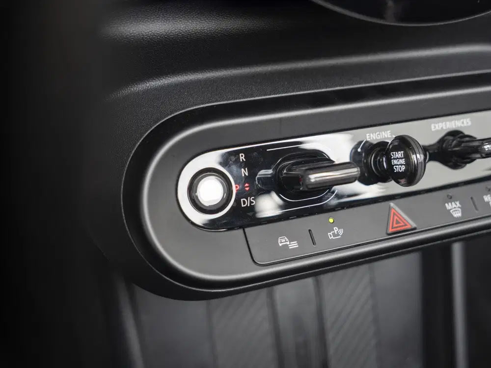 Mini Cabrio Cooper C John Cooper Works uit 2026, foto 15