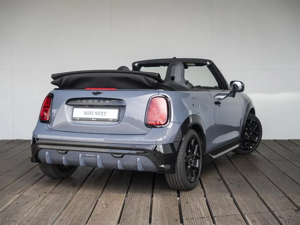 Mini Cabrio Cooper C John Cooper Works uit 2026, foto 2