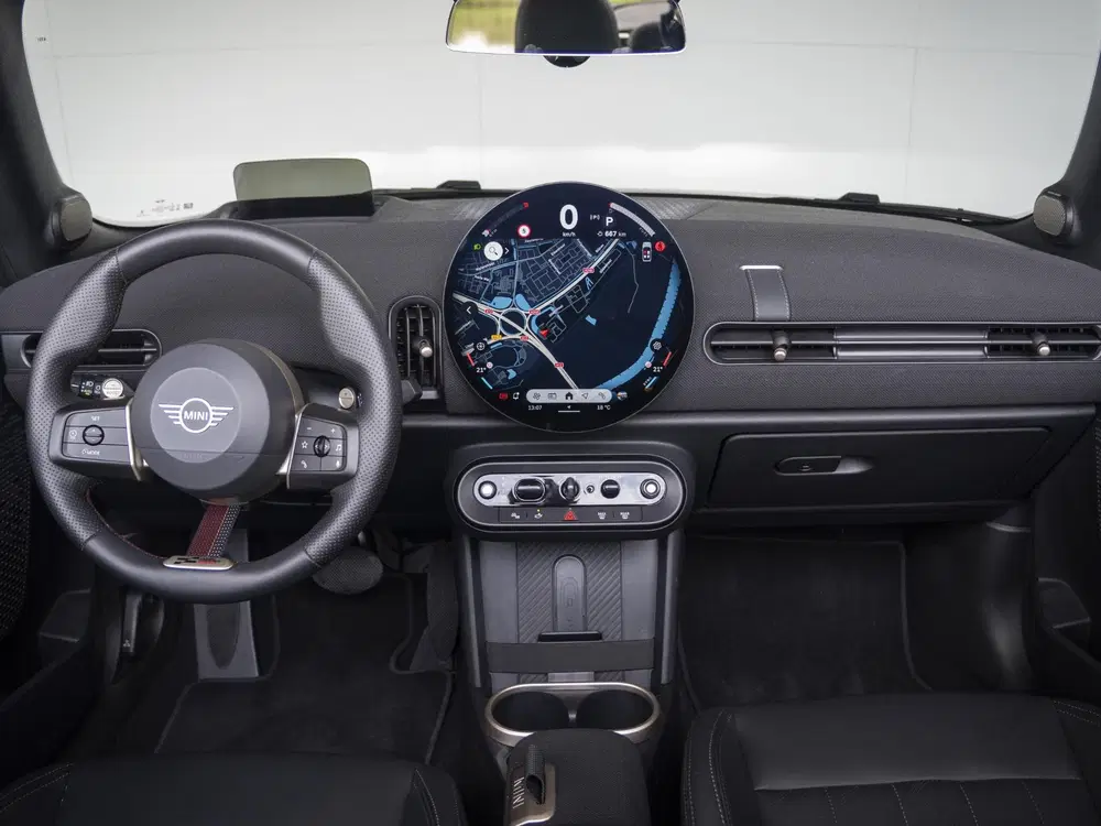 Mini Cabrio Cooper C John Cooper Works uit 2026, foto 4