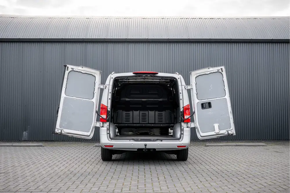Mercedes-Benz Vito 114 CDI L2H1 uit 2021, foto 10