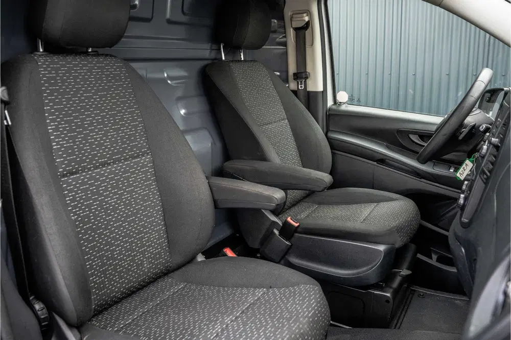 Mercedes-Benz Vito 114 CDI L2H1 uit 2021, foto 14