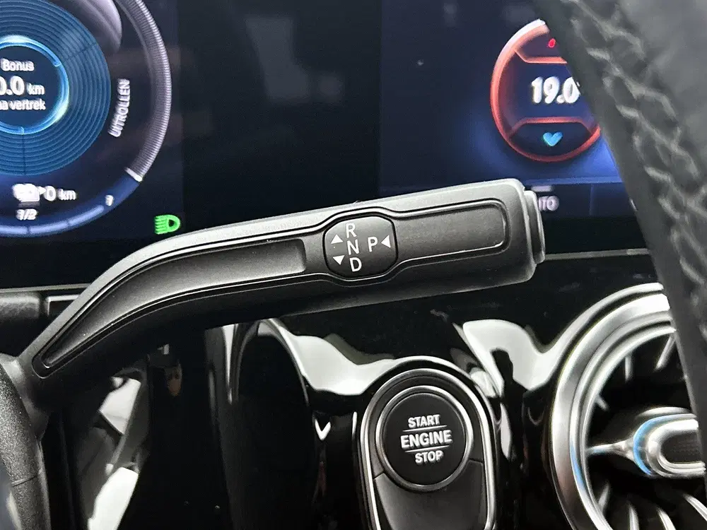 Mercedes-Benz B-Klasse 250 e Business Solution AMG Limited L uit 2020, foto 11