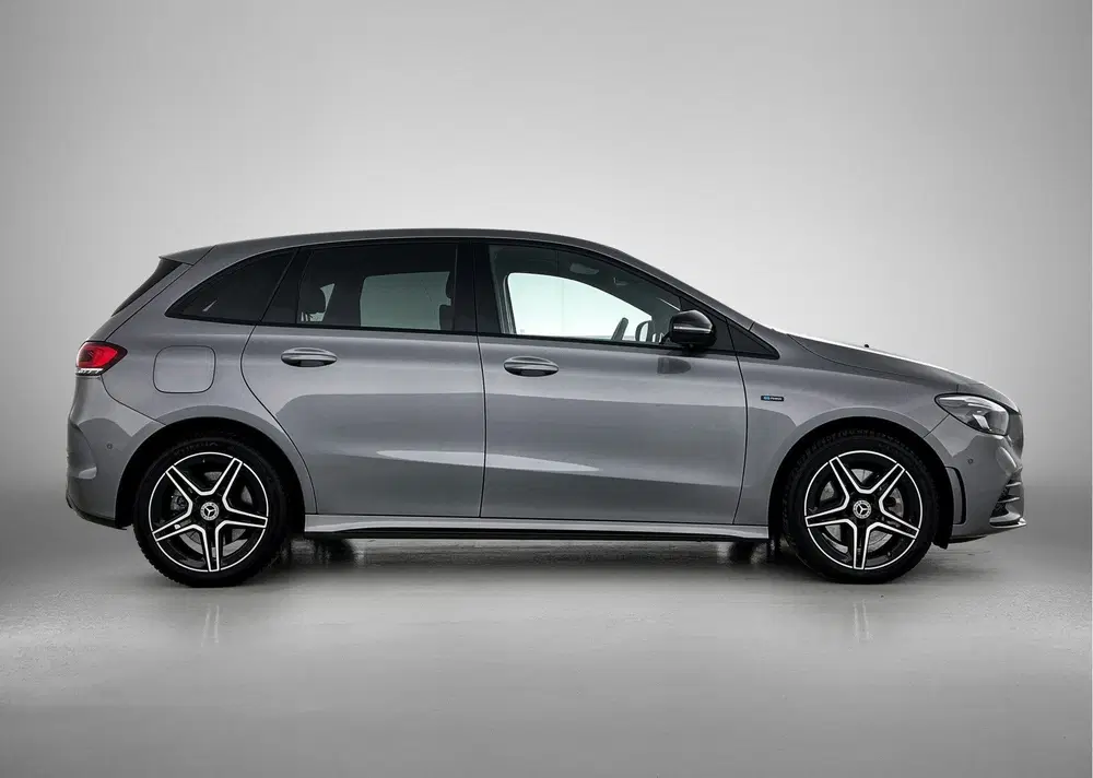 Mercedes-Benz B-Klasse 250 e Business Solution AMG Limited L uit 2020, foto 12