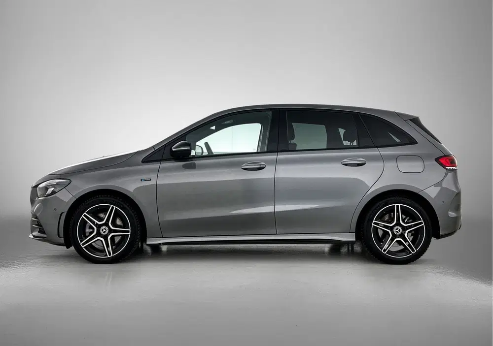 Mercedes-Benz B-Klasse 250 e Business Solution AMG Limited L uit 2020, foto 3