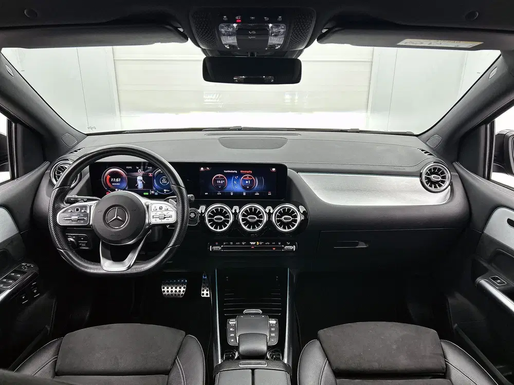 Mercedes-Benz B-Klasse 250 e Business Solution AMG Limited L uit 2020, foto 4