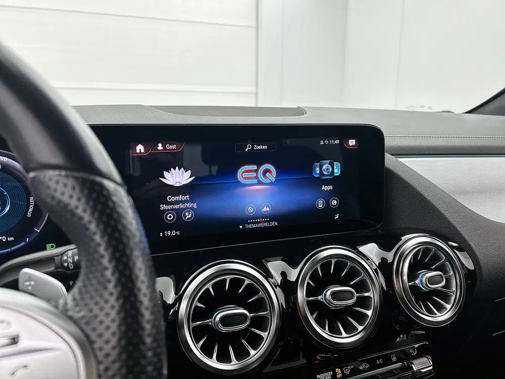 Mercedes-Benz B-Klasse 250 e Business Solution AMG Limited L uit 2020, foto 9