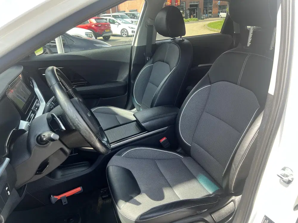 Kia Niro Edition 64 kWh Eerste Eigenaar Dealeronder uit 2022, foto 5