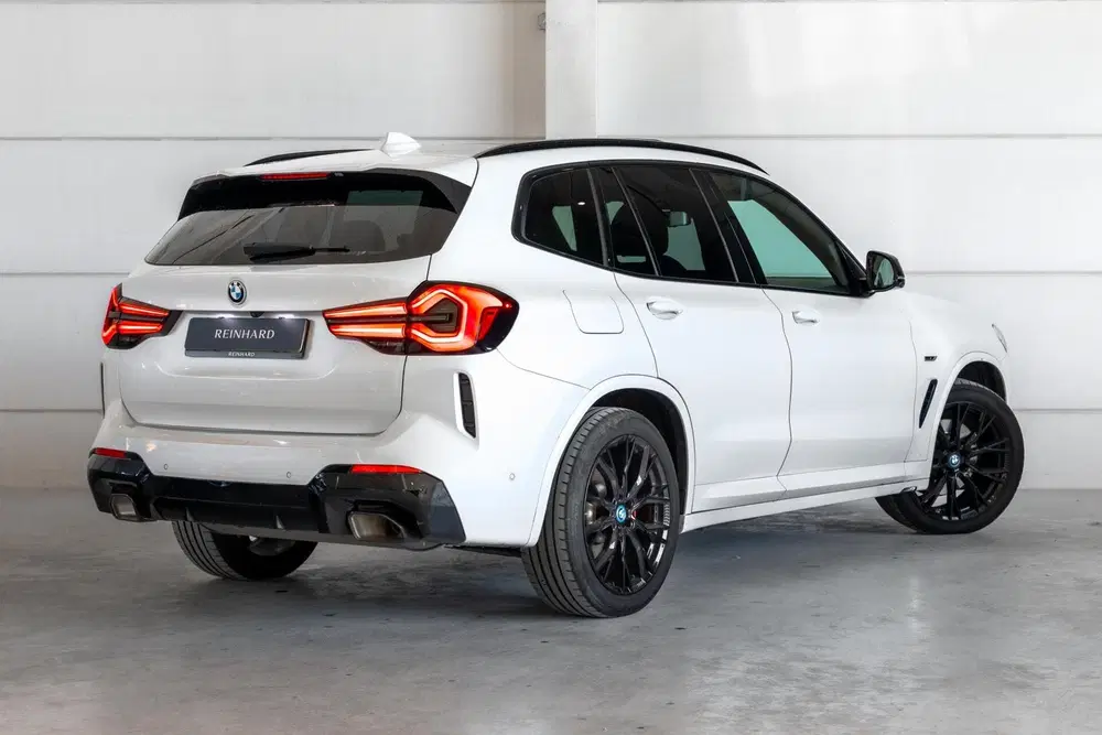BMW X3 xDrive30e High Executive uit 2022, foto 2