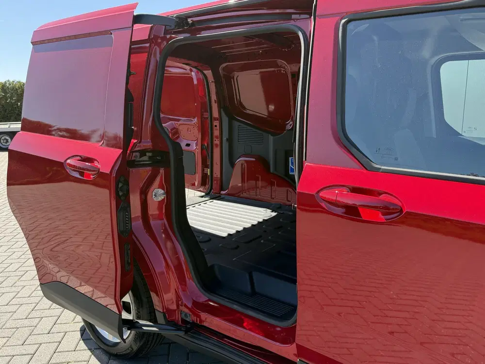 Ford Transit Courier 1.5 EcoBlue uit 2023, foto 9