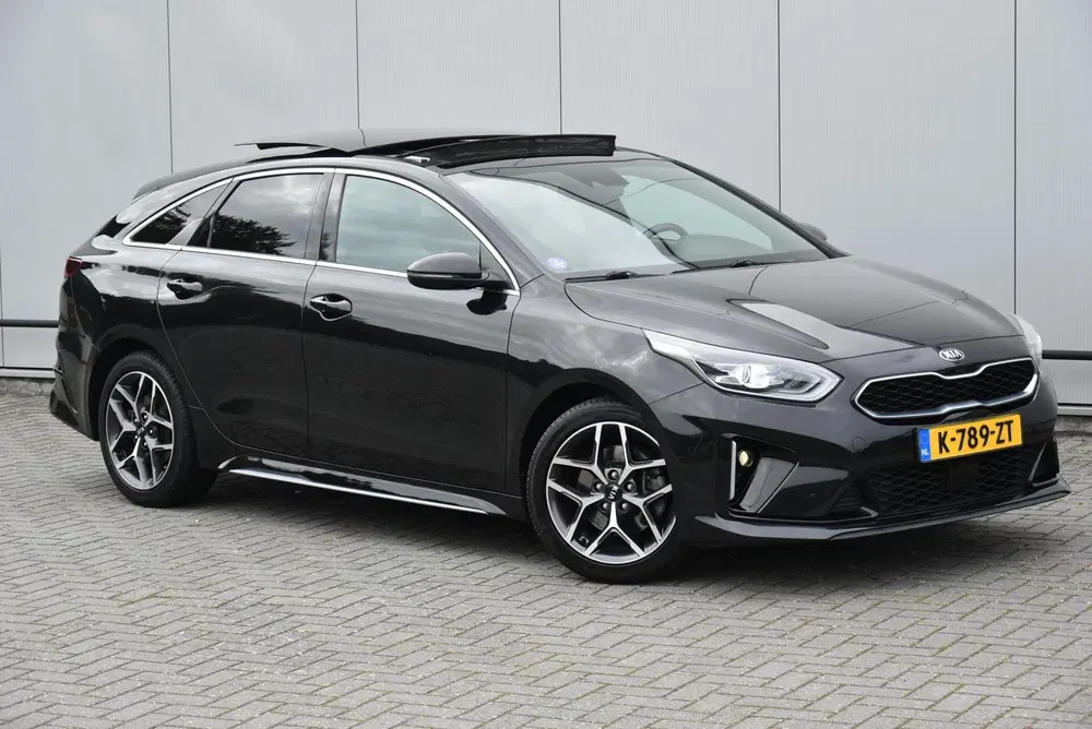 Kia ProCeed 1.0 T-GDI GT-PlusLine Panoramadak Navi Lee uit 2021
