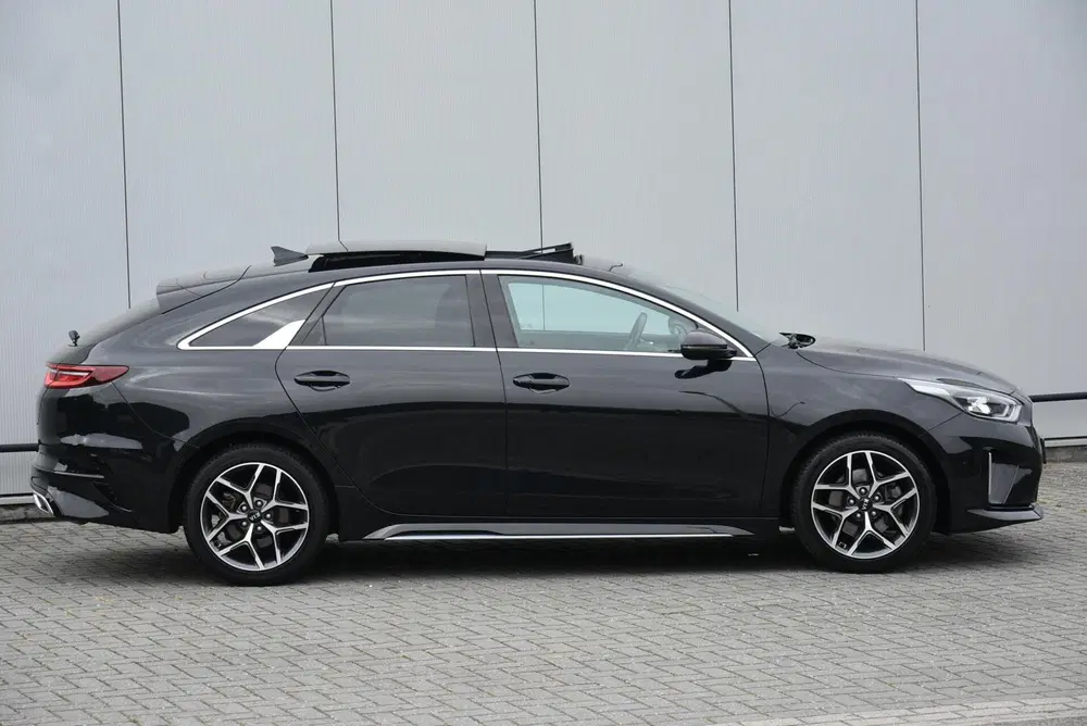 Kia ProCeed 1.0 T-GDI GT-PlusLine Panoramadak Navi Lee uit 2021, foto 2