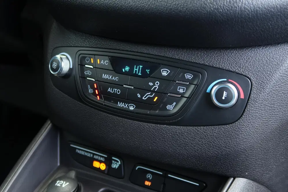 Ford Transit Courier 1.0 Limited EcoBoost S&S CAMERA uit 2021, foto 8