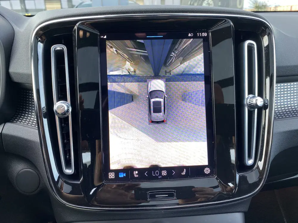 Volvo XC40 Recharge Twin Pro SOH 91.70 % Panorama Dak uit 2021, foto 12