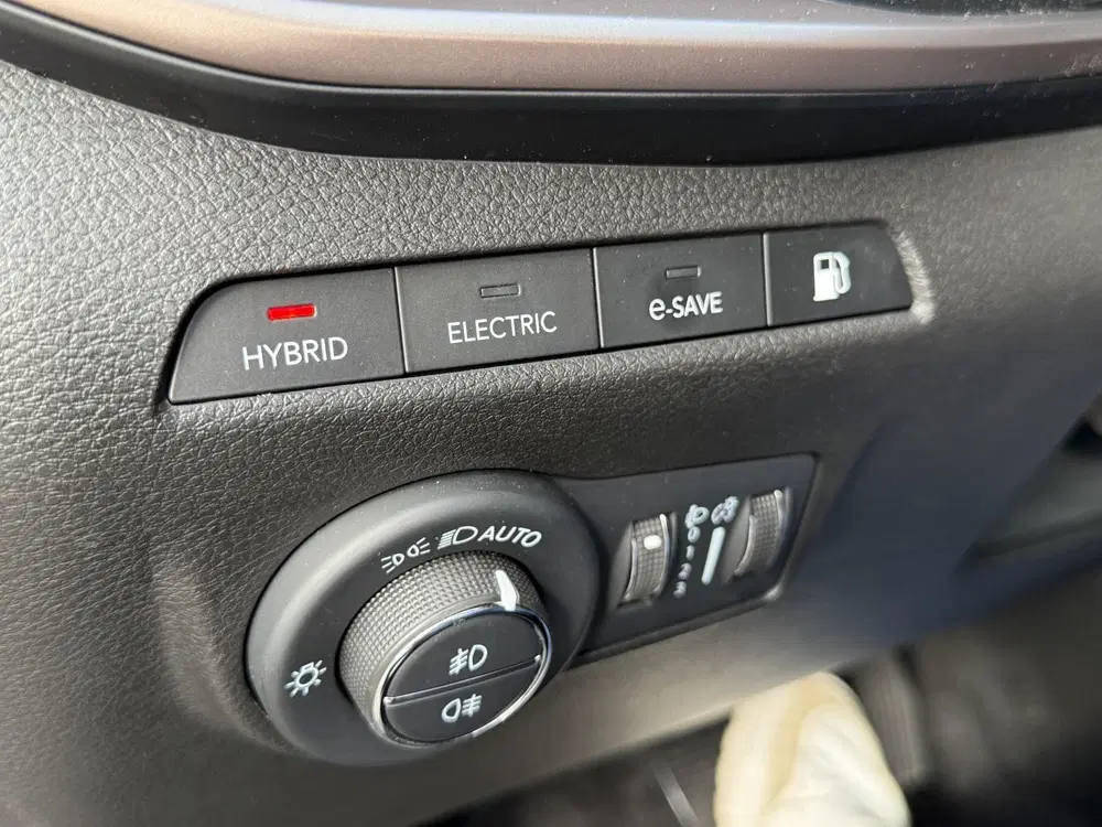 Jeep Compass 4xe 240 Plug-in Hybrid Electric Upland uit 2022, foto 11