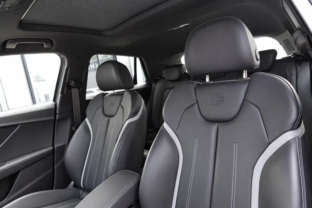 Audi Q2 35 TFSI S 2X S-LINE Edition PANO KEYLESS M uit 2022, foto 6