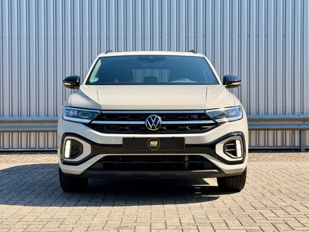 Volkswagen T-Roc 1.5 TSI R-Line Business+ Adaptive Cruise uit 2022, foto 2