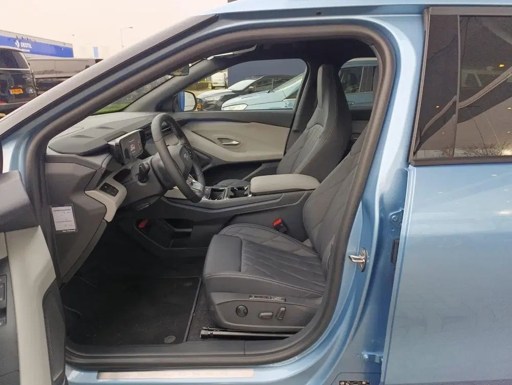 Ford Explorer Premium Extended Range RWD 77 kWh uit 2026, foto 11