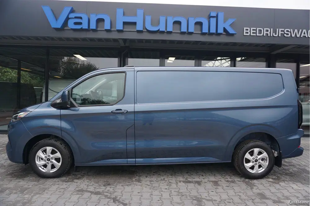 Ford Transit Custom 300L 136PK Limited BPM VRIJ Navi uit 2024, foto 2