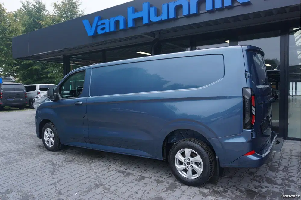 Ford Transit Custom 300L 136PK Limited BPM VRIJ Navi uit 2024, foto 3