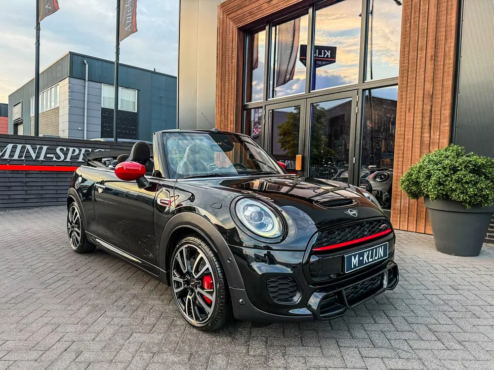 Mini Cabrio 2.0 John Cooper Works F1 aut 231pk Facelif uit 2020, foto 11