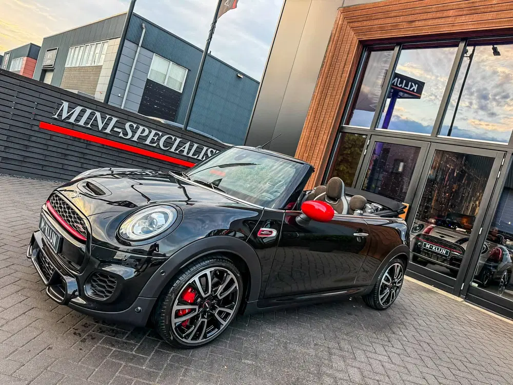 Mini Cabrio 2.0 John Cooper Works F1 aut 231pk Facelif uit 2020, foto 5
