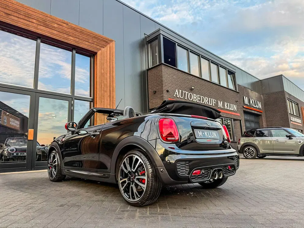 Mini Cabrio 2.0 John Cooper Works F1 aut 231pk Facelif uit 2020, foto 9