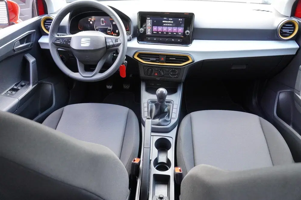 SEAT Arona 1.0 EcoTSI 95pk Reference uit 2024, foto 4