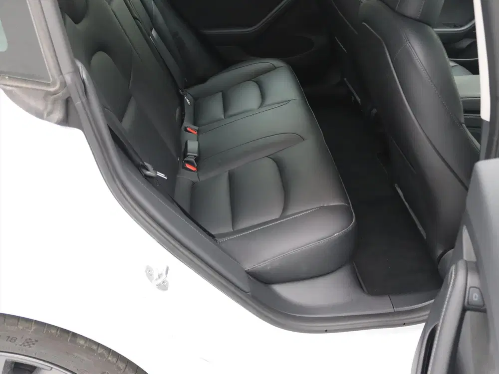 Tesla Model 3 Standard RWD Plus UPGRADE 94.7% SoH [ LFP uit 2023, foto 15