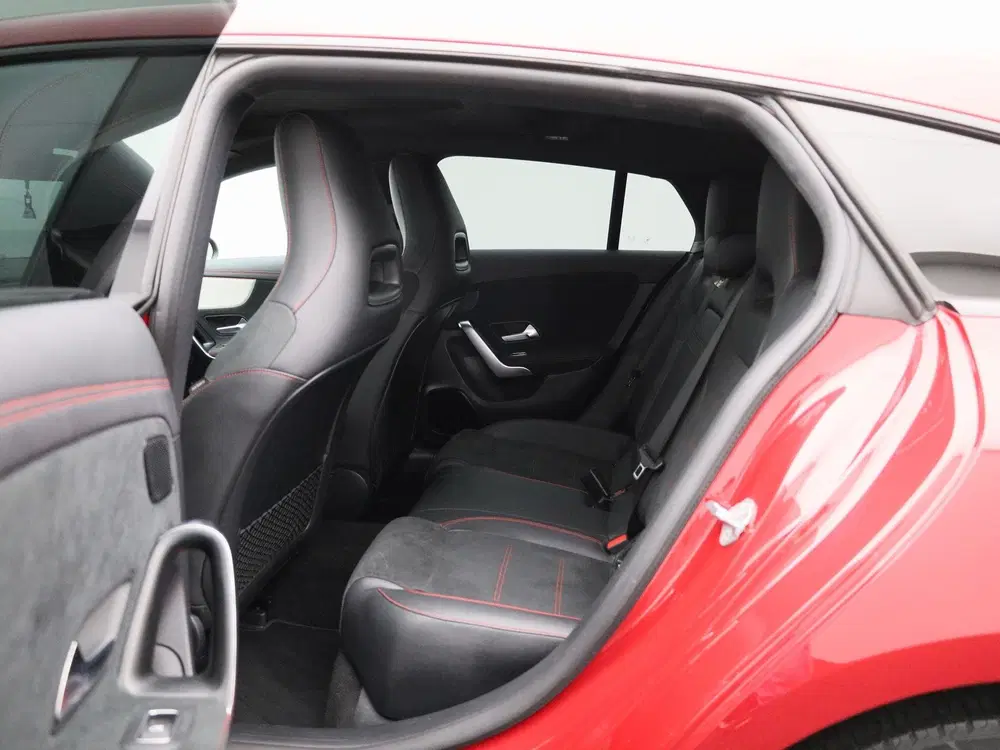 Mercedes-Benz CLA 250 e Business Solut uit 2022, foto 11