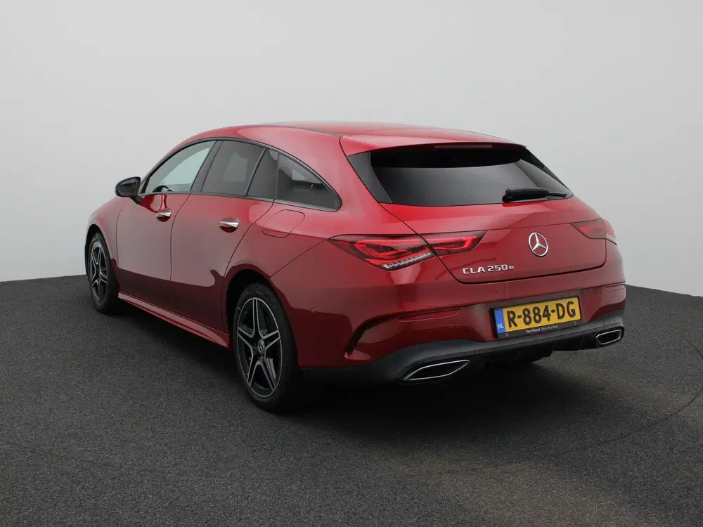 Mercedes-Benz CLA 250 e Business Solut uit 2022, foto 4