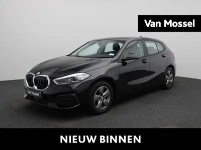 BMW 1-serie 118i Business Edition uit 2022
