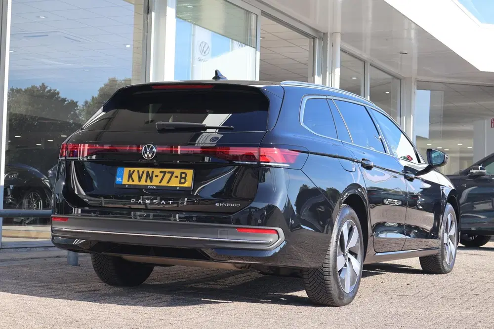 Volkswagen Passat 1.5 eHybrid 204pk Business uit 2026, foto 2