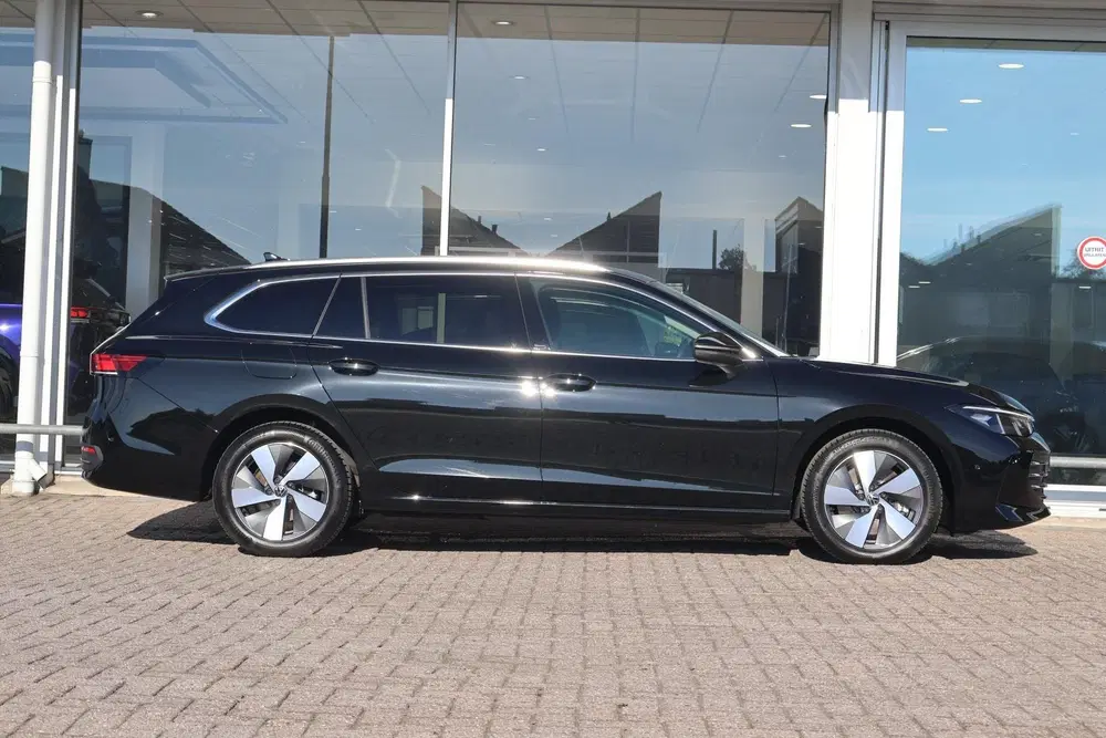 Volkswagen Passat 1.5 eHybrid 204pk Business uit 2026, foto 3
