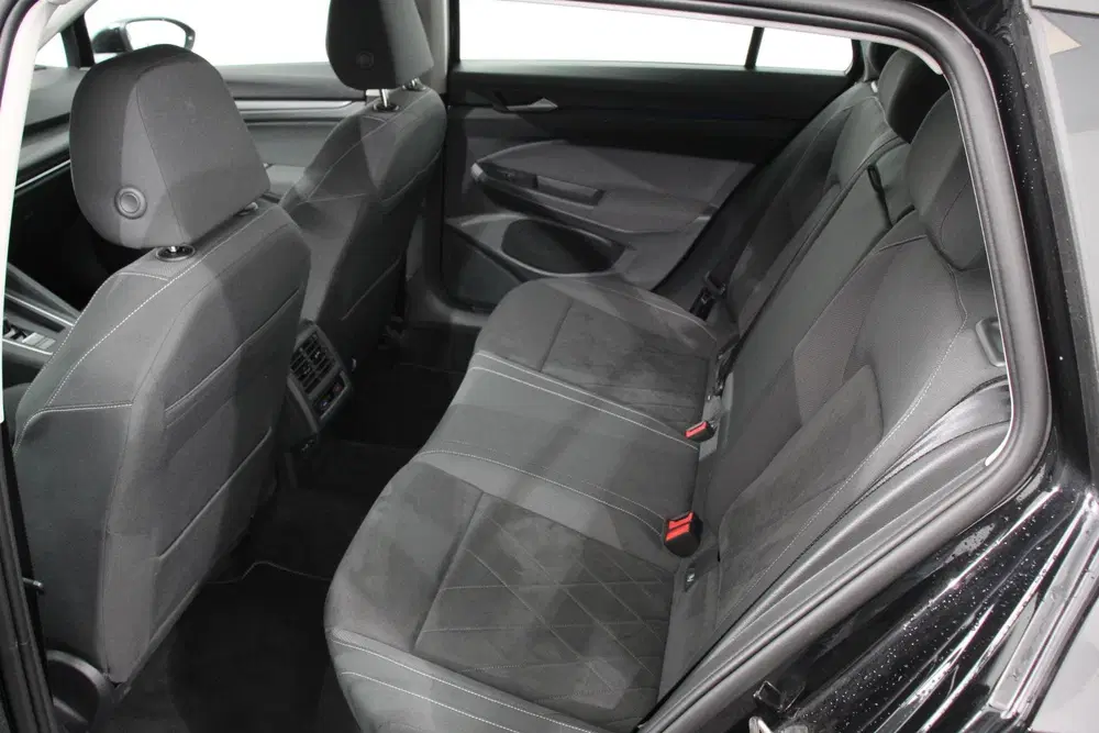 Volkswagen Golf 1.5 eTSI 150pk DSG Style Navigatie W uit 2021, foto 9