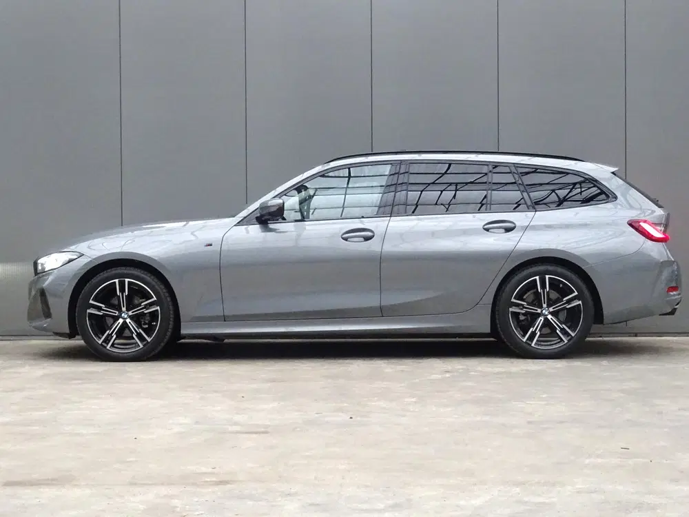 BMW 3-serie 3 Serie Touring * PANORAMADAK * LEER * CAR uit 2023, foto 8