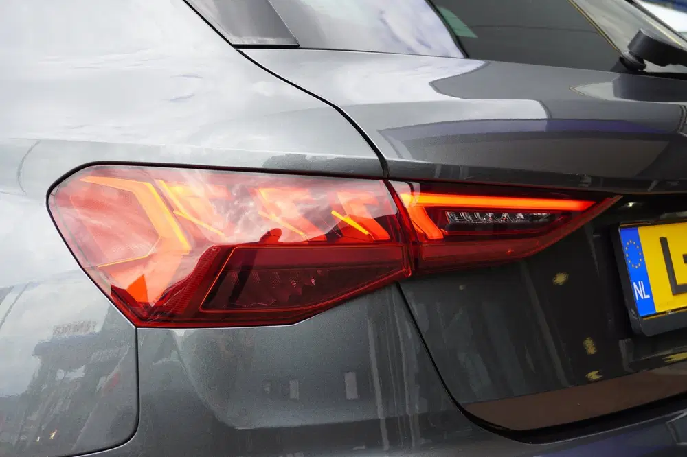 Audi A3 35 TFSI S edition Automaat uit 2021, foto 11