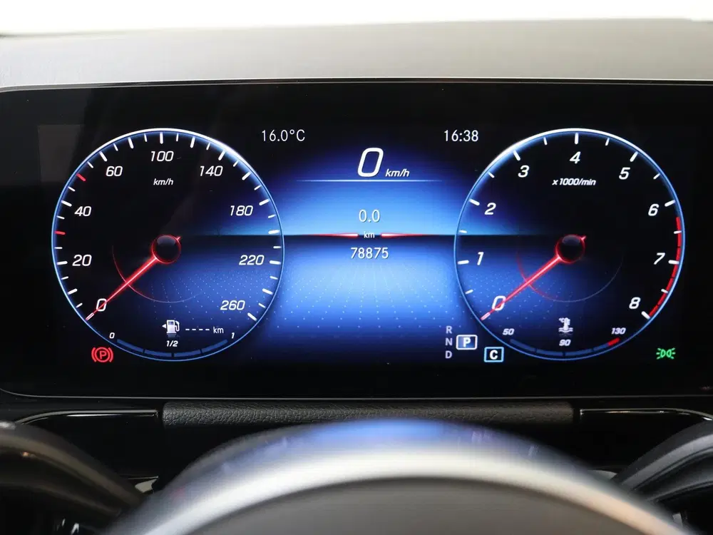 Mercedes-Benz B-Klasse 180 Business Solution AMG uit 2022, foto 15