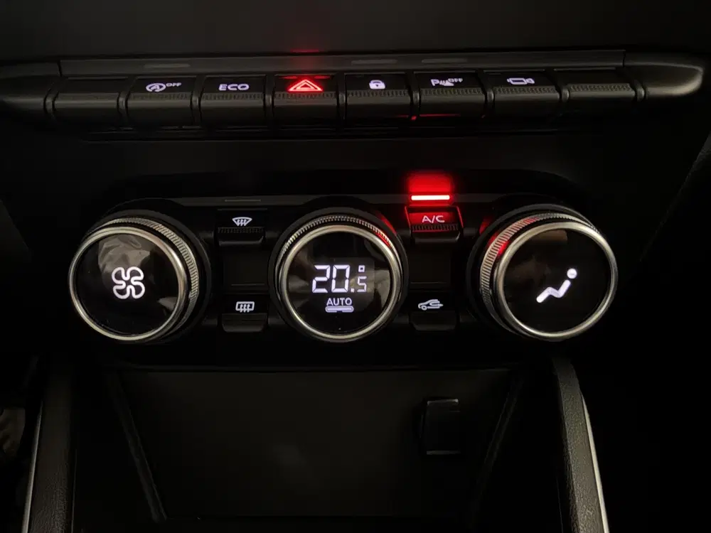 Dacia Duster 1.3 TCe Prestige uit 2020, foto 13