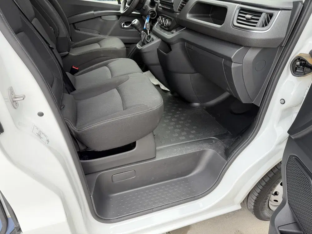 Renault Trafic L2H1 2.0 Koel-vrieswagen Thermoking Nachtk uit 2024, foto 10