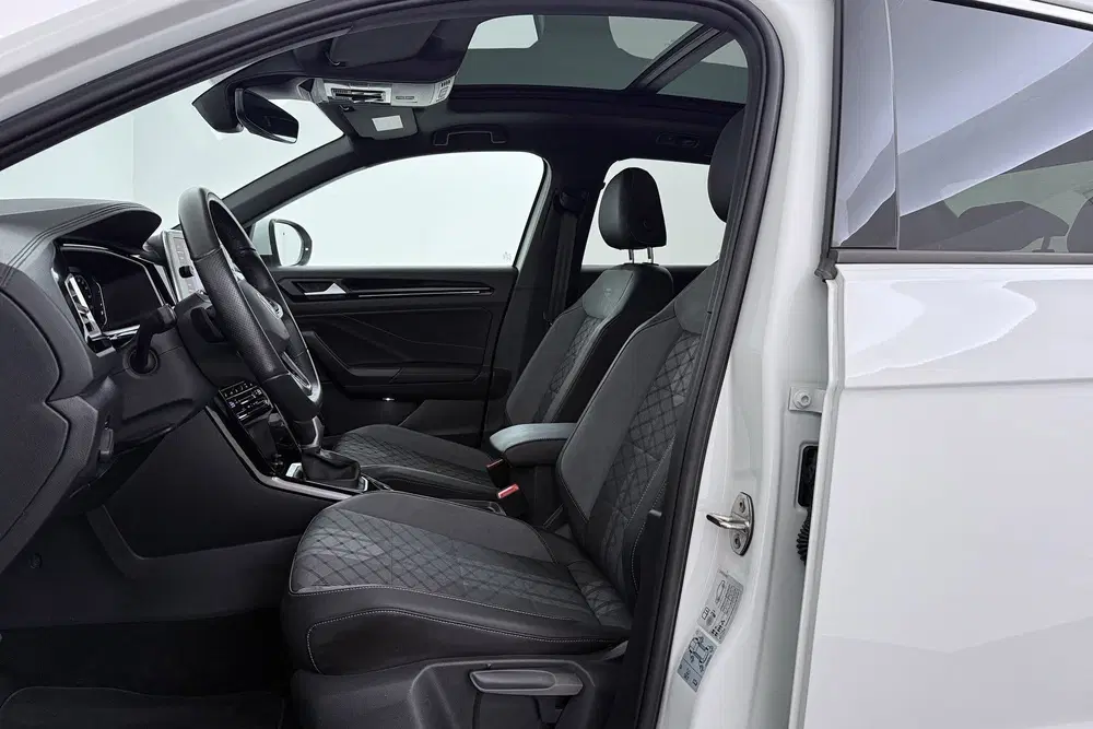 Volkswagen T-Roc 1.5 TSI R-Line uit 2024, foto 3